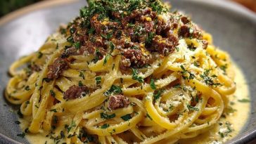 Creamy Parmesan Beef Linguine with Garlic Butter Sauce