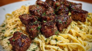 Cheesy Garlic Steak Bites over Creamy Linguine Pasta