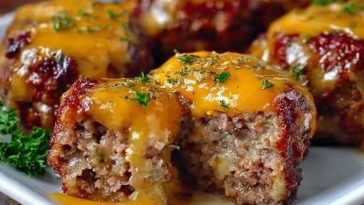 Cheesy Stuffed Meatloaf Bites