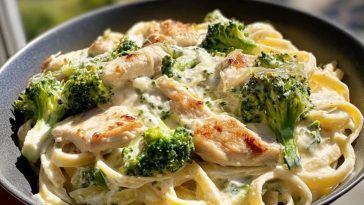Creamy Chicken Broccoli Alfredo Pasta