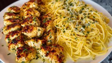 Creamy Garlic Parmesan Chicken with Cheesy Spaghetti