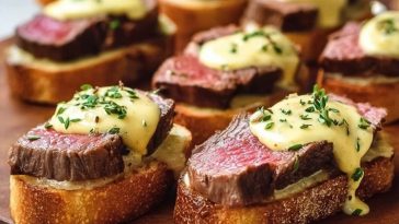 Grilled Beef Tenderloin Crostini with Béarnaise Sauce
