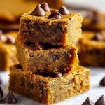Chewy-Pumpkin-Blondies-with-Warm-Spices