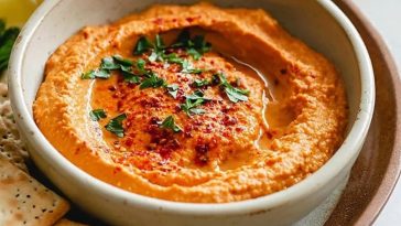 Roasted Red Pepper Hummus