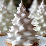 Tree Meringue Cookies