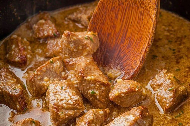 Crockpot Garlic Parmesan Steak Bites