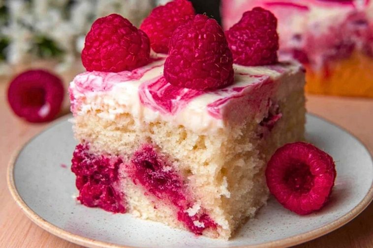 White Chocolate Raspberry Cake